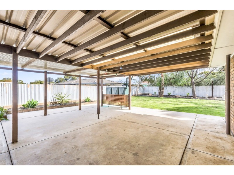 37 Iveleary Avenue, Salisbury East SA 5109