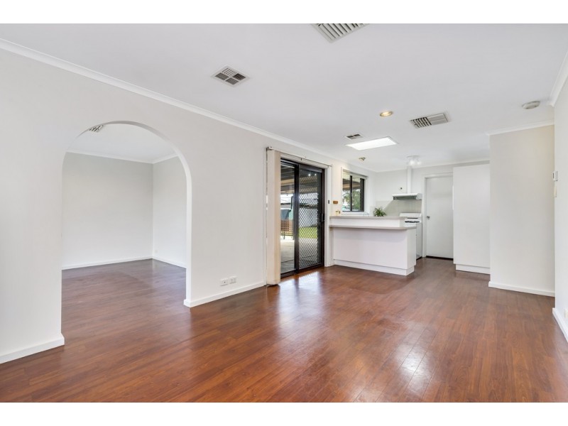 37 Iveleary Avenue, Salisbury East SA 5109