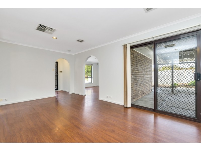 37 Iveleary Avenue, Salisbury East SA 5109