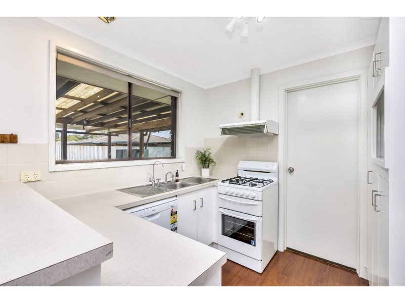 37 Iveleary Avenue, Salisbury East SA 5109