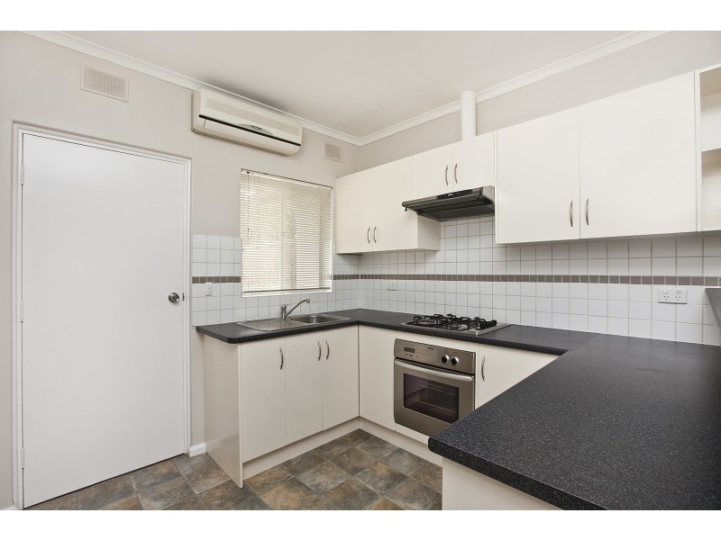 9/2 Bach Crescent, Seaton SA 5023