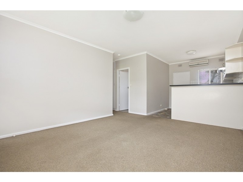 9/2 Bach Crescent, Seaton SA 5023