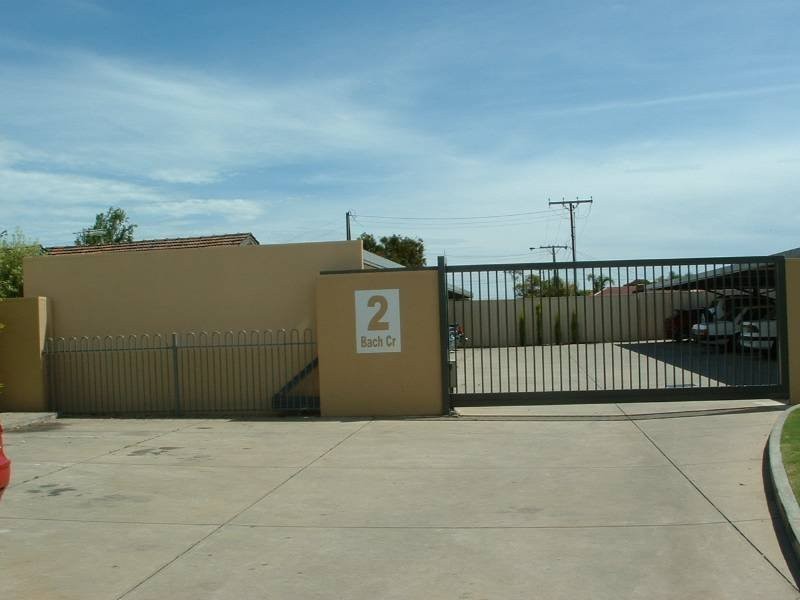 9/2 Bach Crescent, Seaton SA 5023