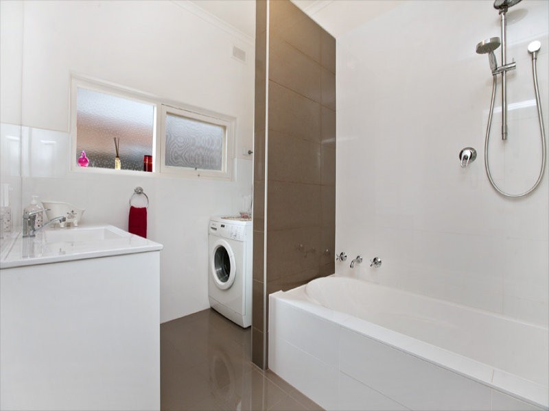 22 Wingfield Street., Clovelly Park SA 5042