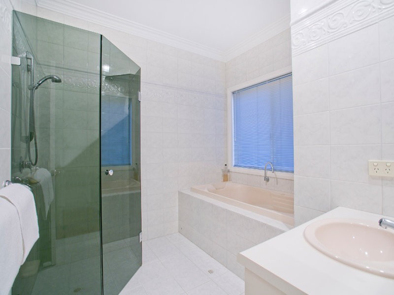 3 Jacaranda Grove, Mawson Lakes SA 5095