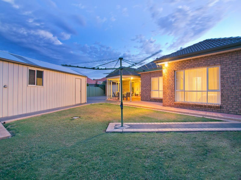 3 Jacaranda Grove, Mawson Lakes SA 5095