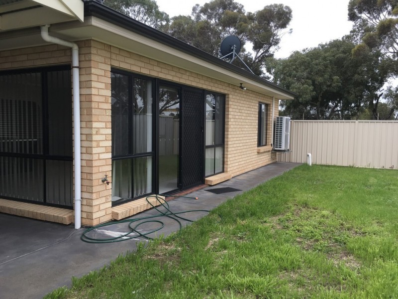 33 John Street, Mansfield Park SA 5012