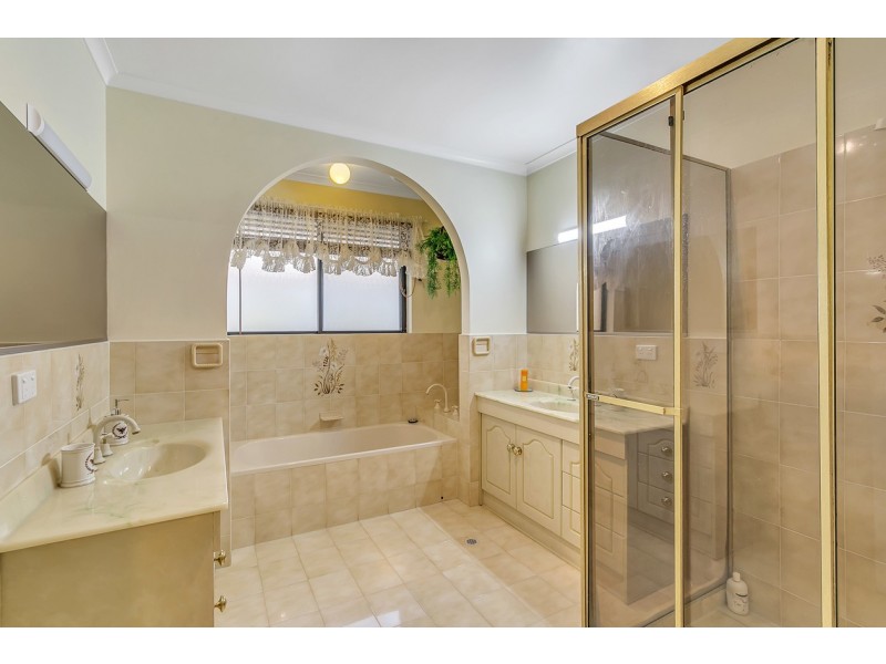 13 Carabeen Crescent, Andrews Farm SA 5114