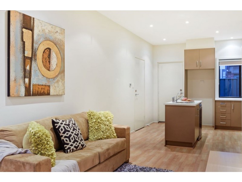 5 Franklin Ave, Mawson Lakes SA 5095