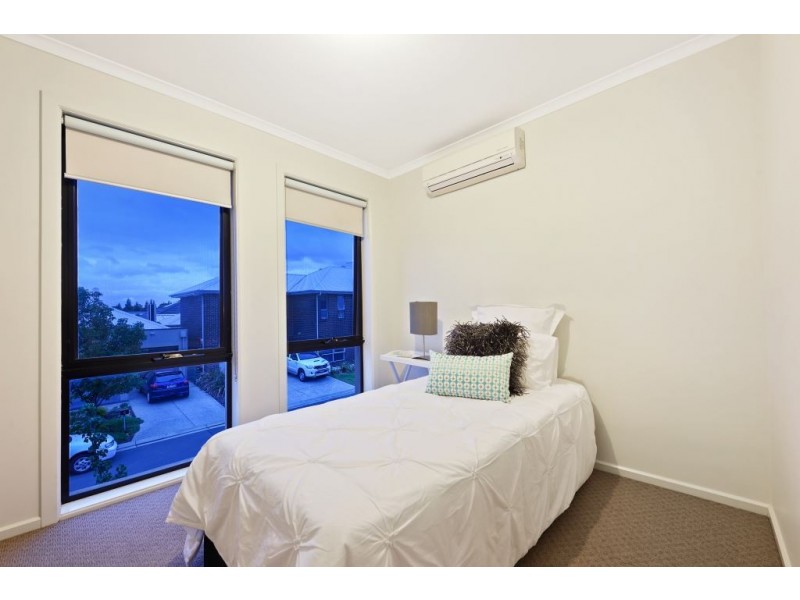5 Franklin Ave, Mawson Lakes SA 5095