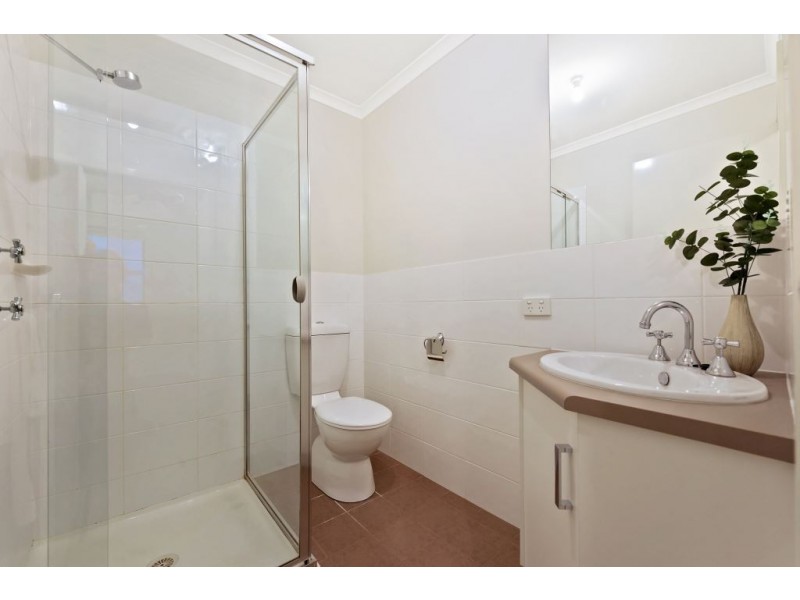 5 Franklin Ave, Mawson Lakes SA 5095