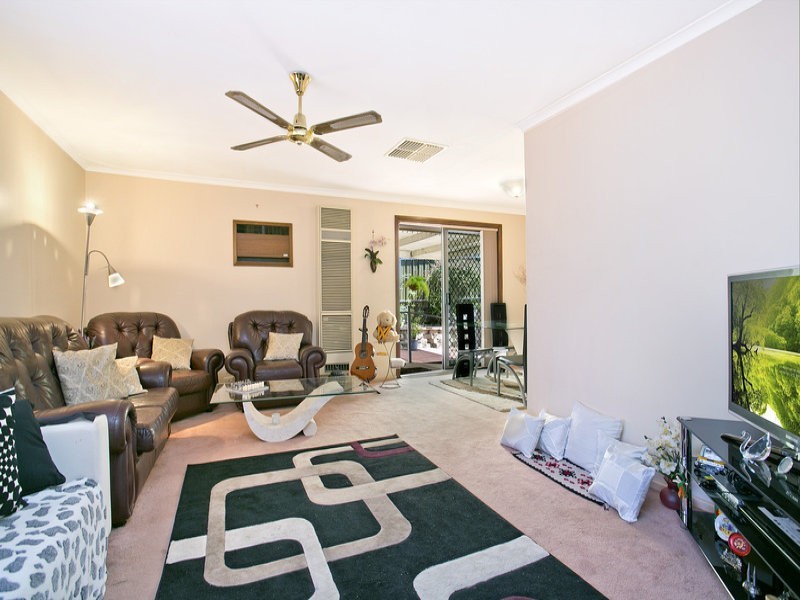 12 McEwin Avenue, Redwood Park SA 5097