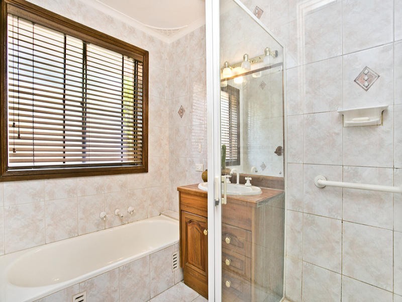 12 McEwin Avenue, Redwood Park SA 5097