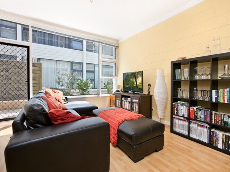 4/372 Seaview Road, Henley Beach SA 5022