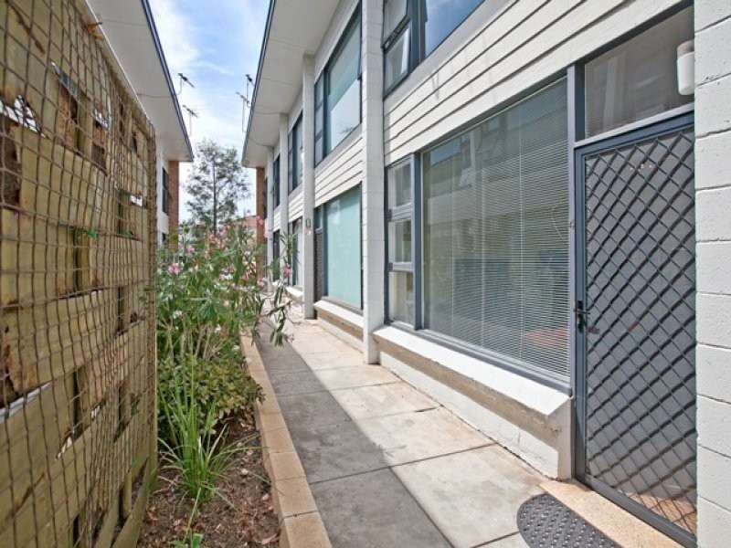 4/372 Seaview Road, Henley Beach SA 5022