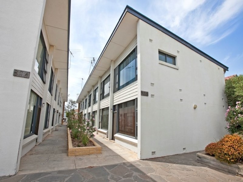 4/372 Seaview Road, Henley Beach SA 5022
