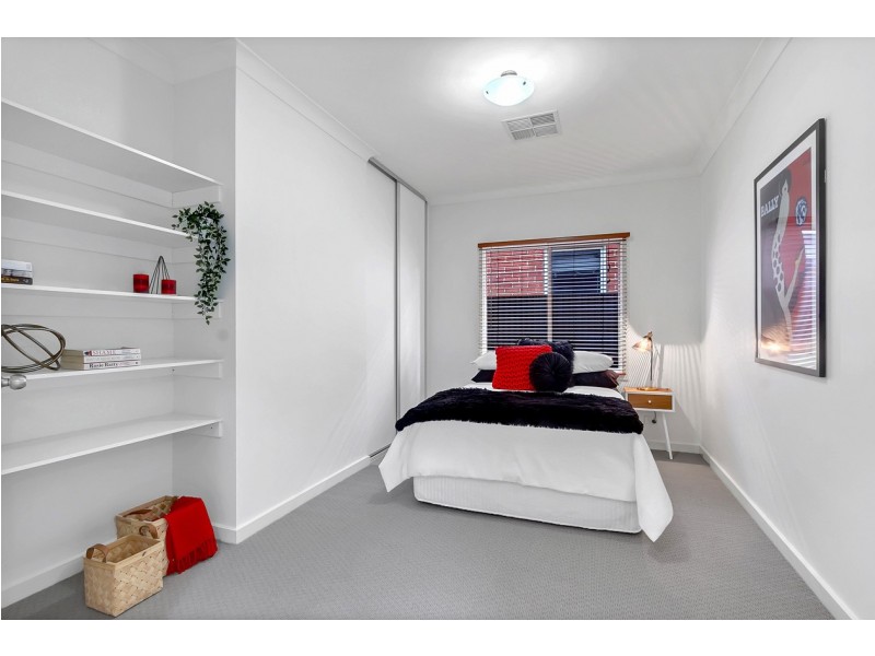 5 Paqualin Street, Hendon SA 5014