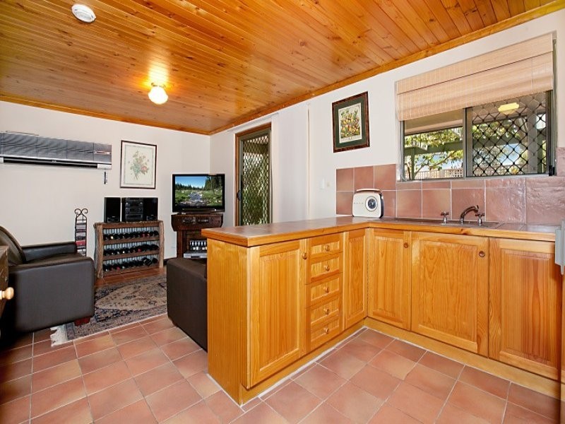 20 Nareeda Way., West Lakes SA 5021