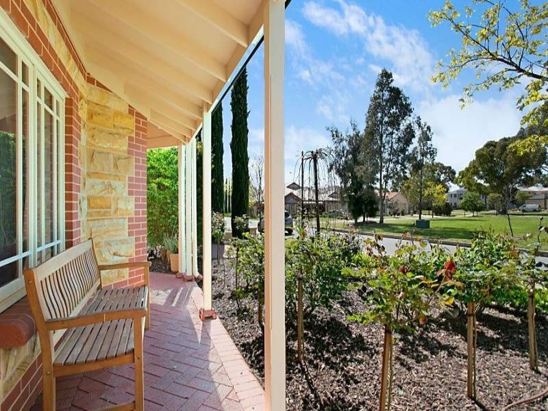 13 Sheaoak Drive, Mawson Lakes SA 5095