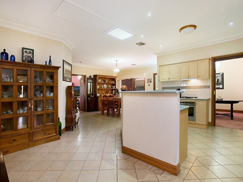 13 Sheaoak Drive, Mawson Lakes SA 5095