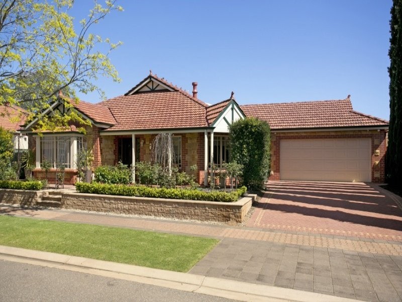 13 Sheaoak Drive, Mawson Lakes SA 5095