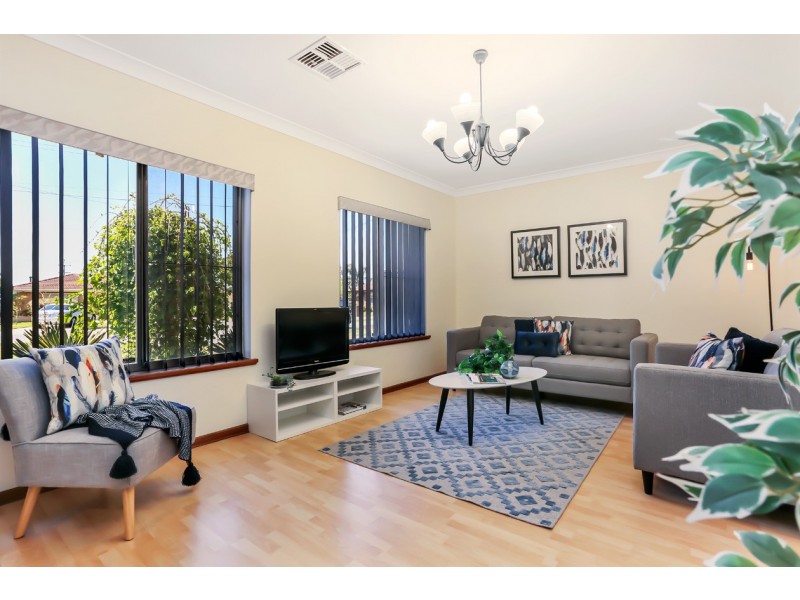 7 Isabel Court, Seaton SA 5023