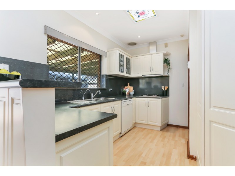 7 Isabel Court, Seaton SA 5023