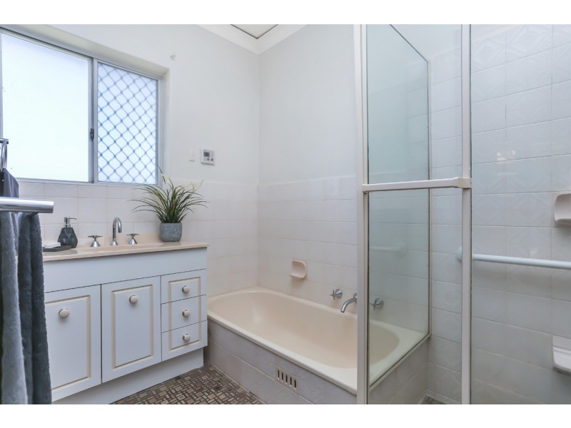 7 Isabel Court, Seaton SA 5023