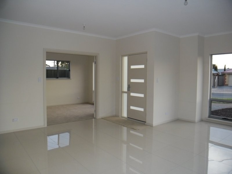 2C Manoora Street, Greenacres SA 5086