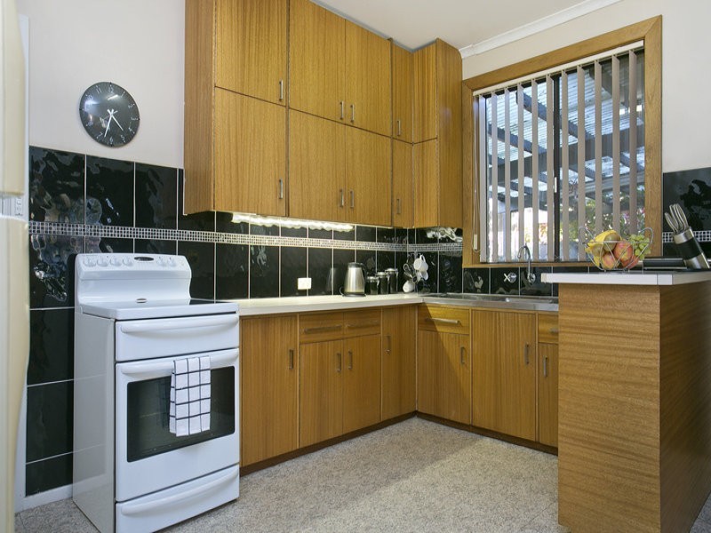 13 Chaddenwick Road., Elizabeth Vale SA 5112