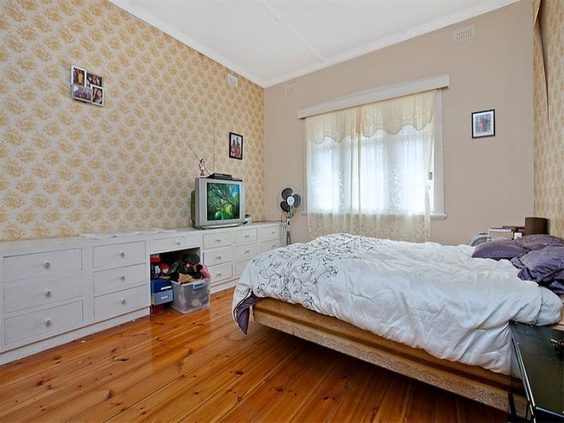 24 Aberfeldy Avenue., Woodville SA 5011