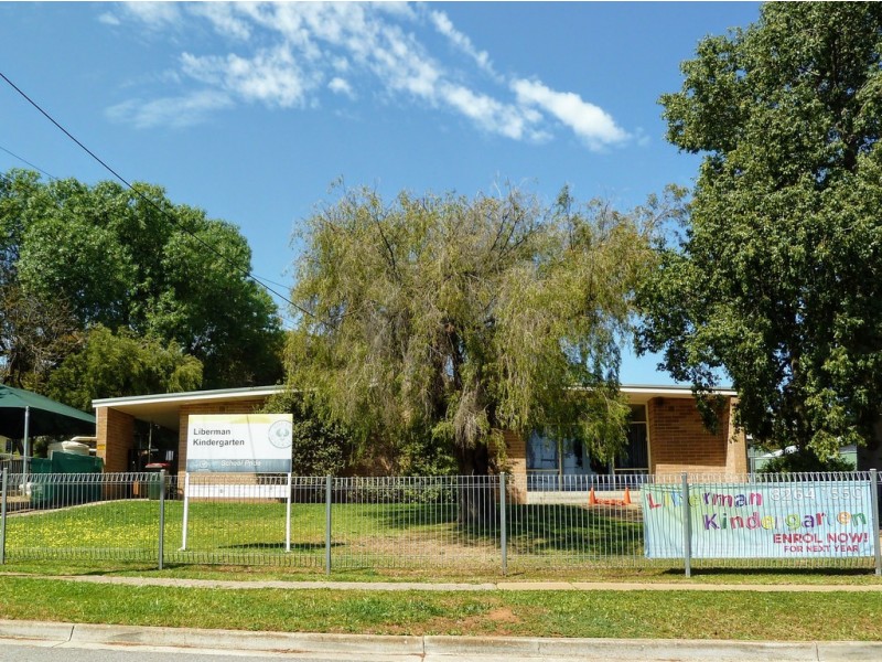 18A Rowe Street, Para Hills SA 5096