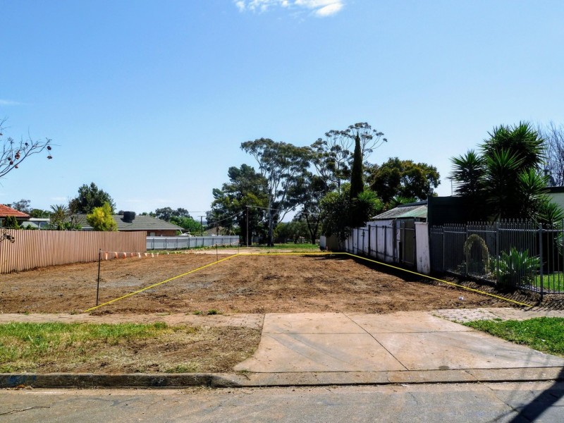 18B Rowe Street, Para Hills SA 5096