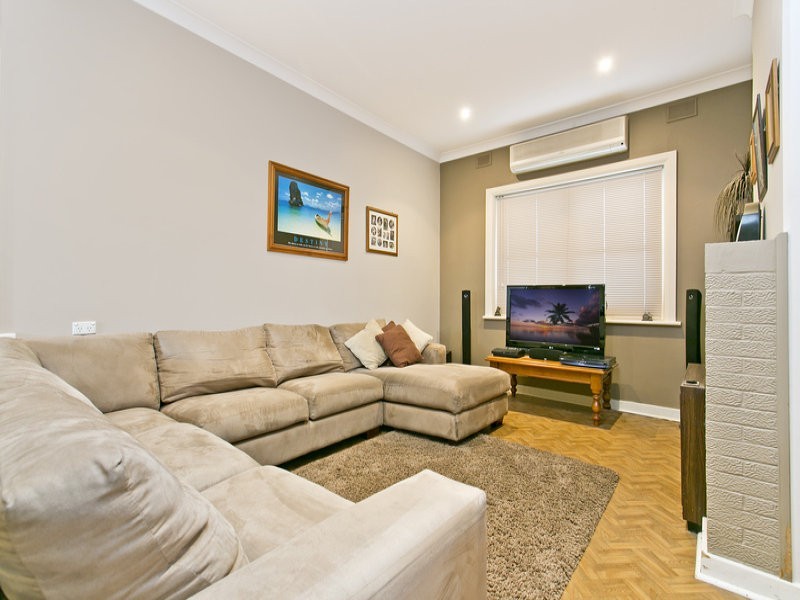 17 Alexander Street, Royal Park SA 5014