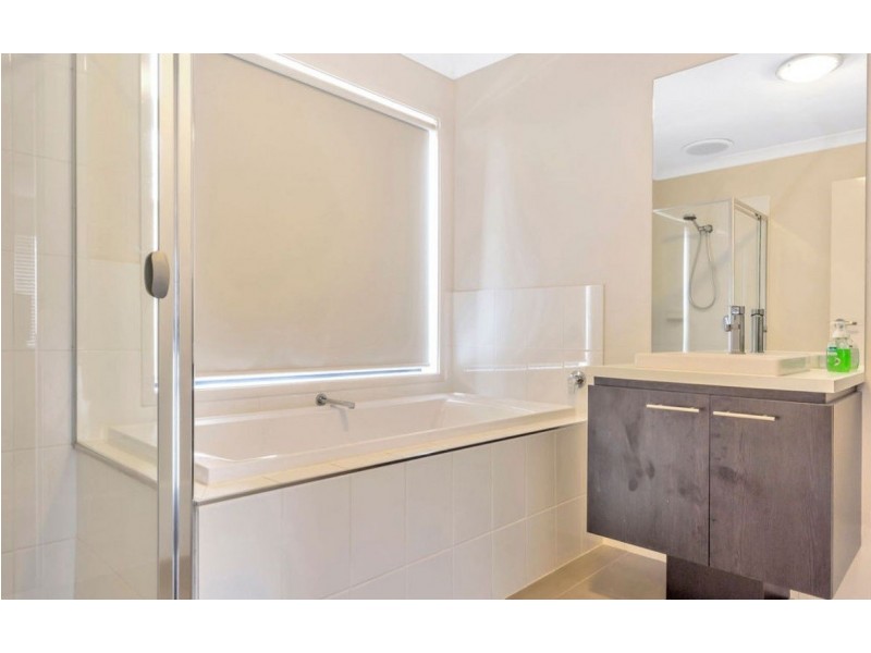 10 Biarritz Street, Munno Para West SA 5115