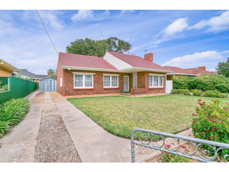 17 Drummond Ave, Findon SA 5023