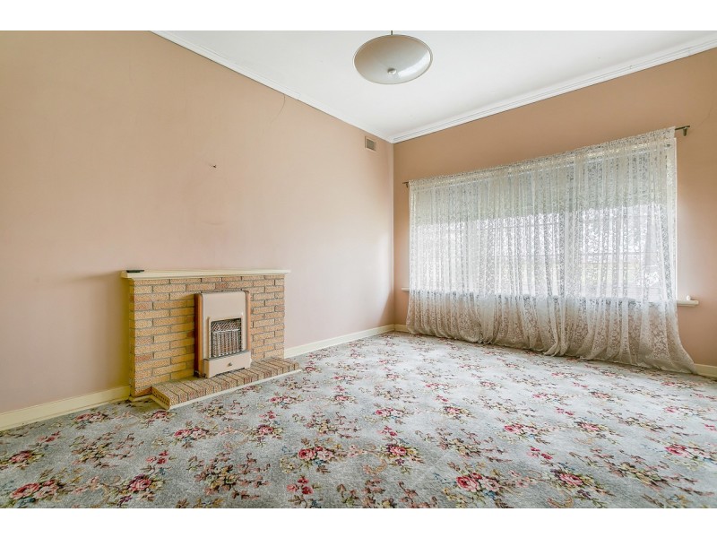 17 Drummond Ave, Findon SA 5023