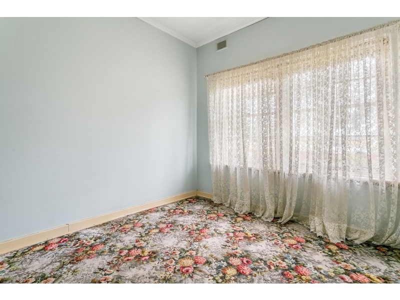 17 Drummond Ave, Findon SA 5023