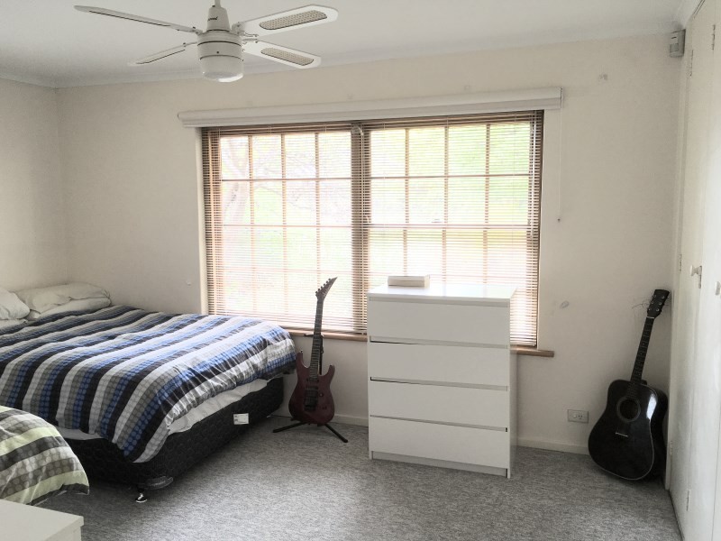 10 Sierra Avenue, Grange SA 5022