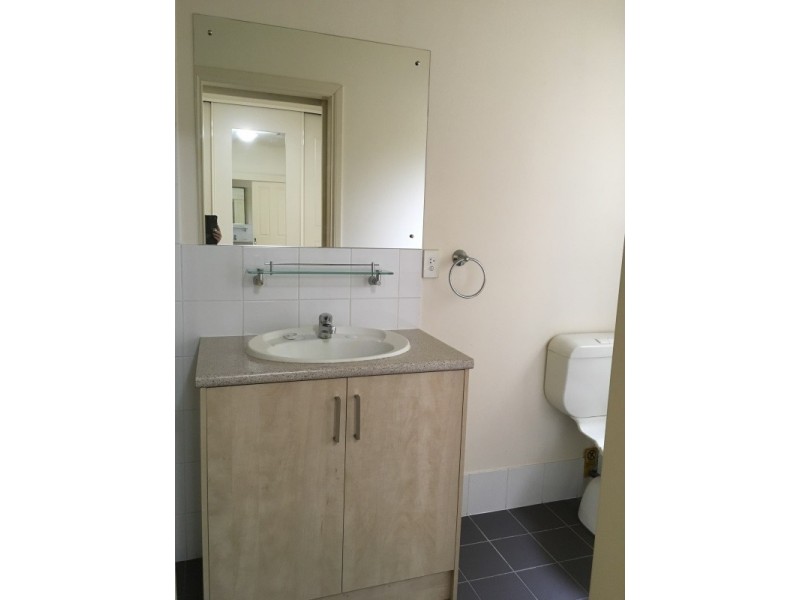 9 Pike Avenue, Mawson Lakes SA 5095