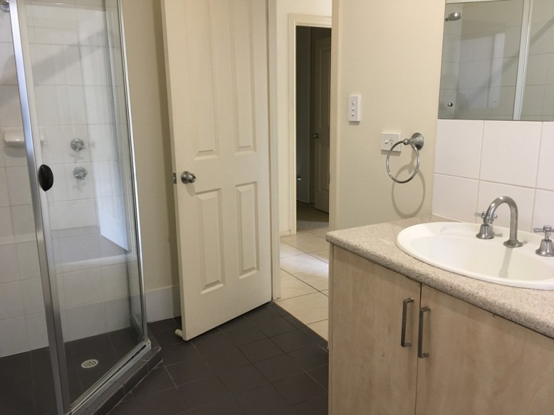 9 Pike Avenue, Mawson Lakes SA 5095