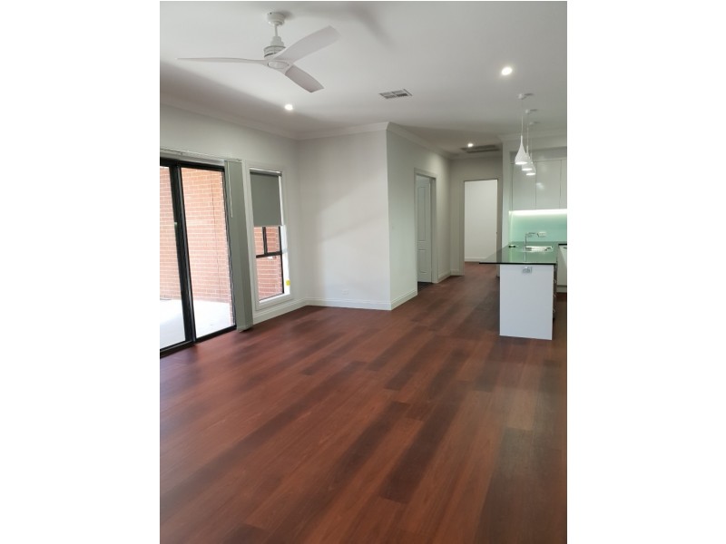 2 Cambridge Terrace, Kingswood SA 5062