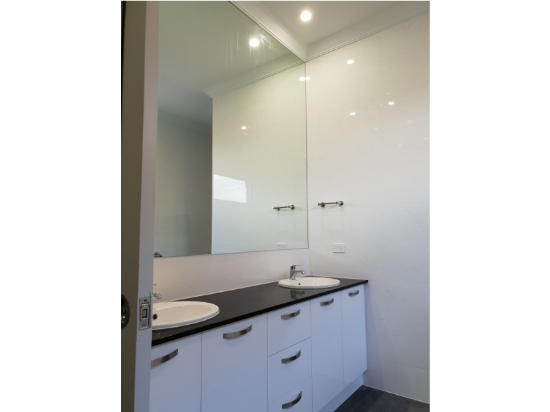 2 Cambridge Terrace, Kingswood SA 5062