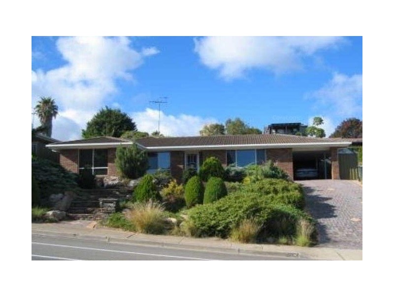 138 Perry Barr Road, Hallett Cove SA 5158