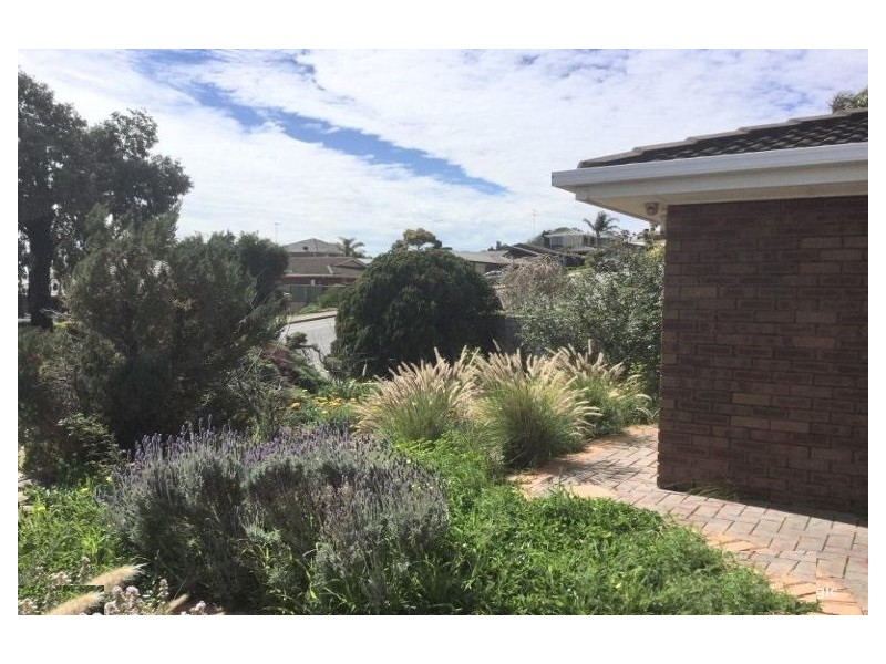 138 Perry Barr Road, Hallett Cove SA 5158