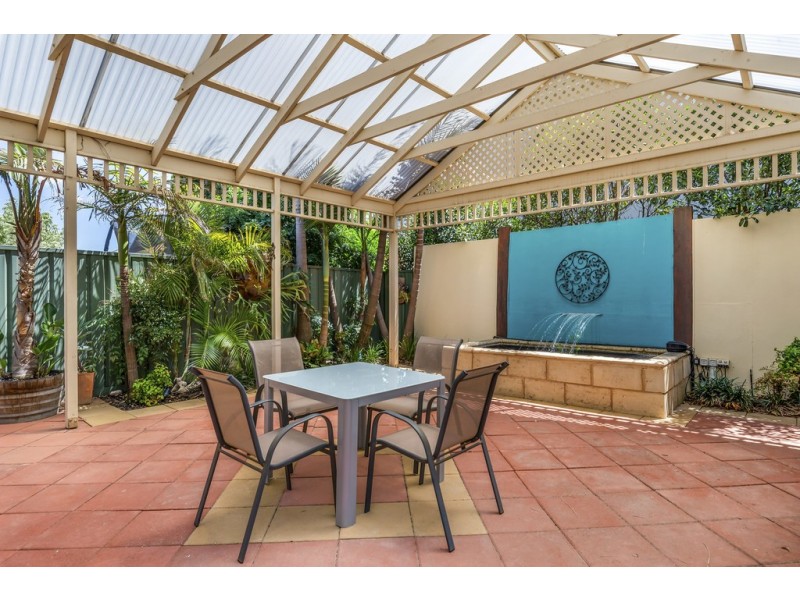 19 Sheaoak Drive, Mawson Lakes SA 5095