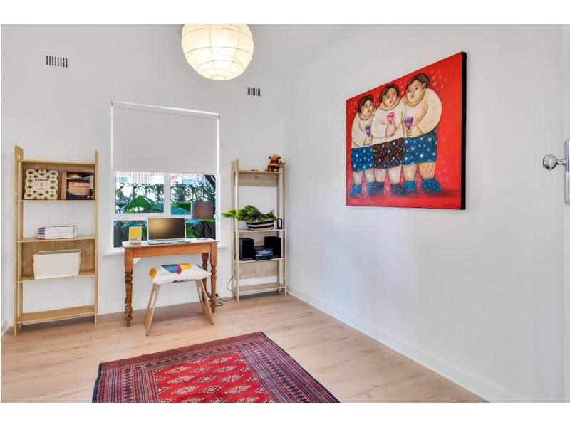 8 Airport Road, Brooklyn Park SA 5032