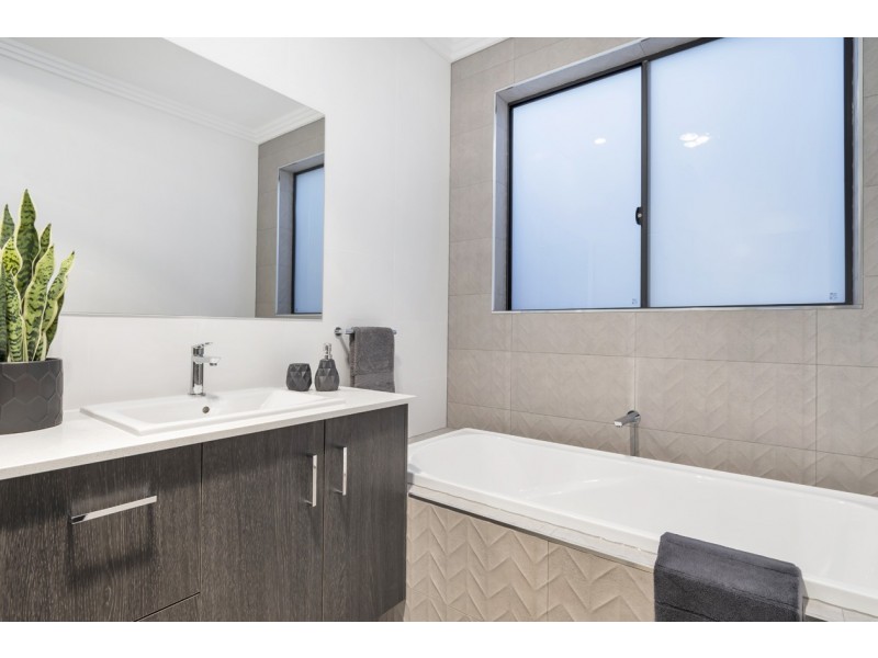 27A Glenhuntley Street, Woodville South SA 5011