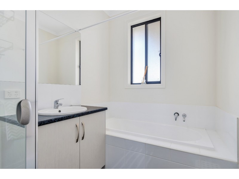 4 River Darling Pass, Blakeview SA 5114