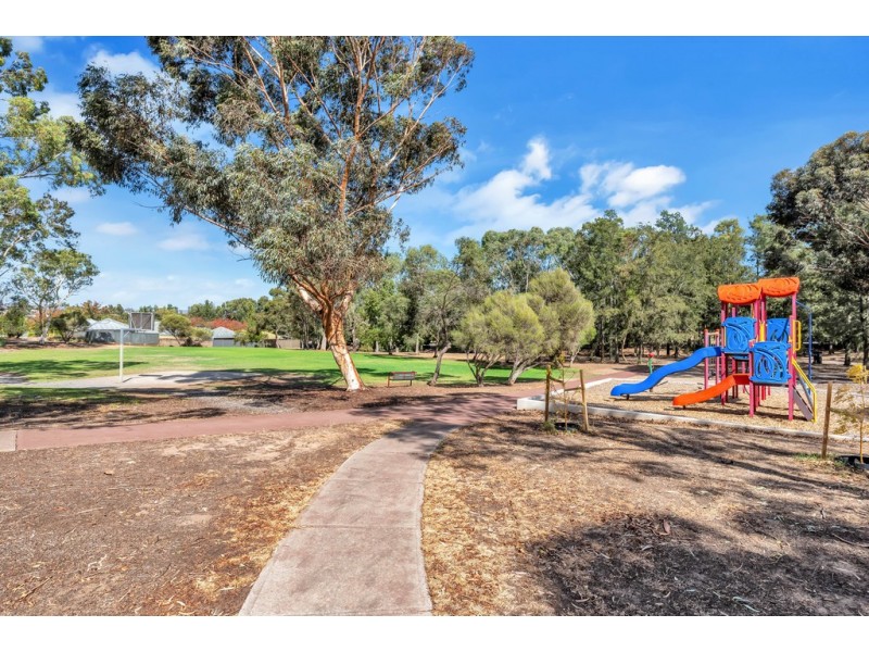 4, 36-38 Debenham Court, Greenwith SA 5125